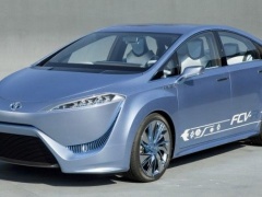 Toyota Will Release Production Fuel Cell Model at 2013 Tokyo Auto Show pic #625