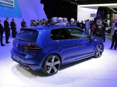 First Glimpse on 2015 Golf R from Volkswagen pic #2551