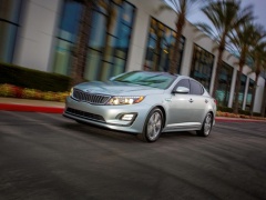 Optima Hybrid from Kia Introduced at Chicago Auto Show pic #2748