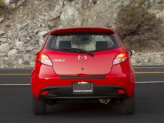 Japanese Release of Mazda2 Crossover Planned for 2014 pic #2832