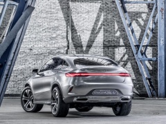 Concrete-Conquering SUV: New Idea of Mercedes pic #3266