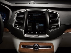 Volvo Keeps Promoting 2015 XC90 Infotainment pic #3419