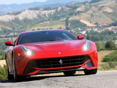 Marchionne is Boosting Ferrari Production pic #3764