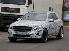 Mercedes-Benz GLC 63 AMG Returns on Spy Images pic #3900