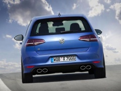 Volkswagen Golf R of 2015 has a Starting Price $37,415 pic #3956