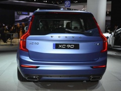 Volvo XC90 R-Design Became Sportier and Was Seen at NAIAS pic #4082