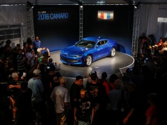 See 2016 Chevrolet Camaro in a New Video pic #4370