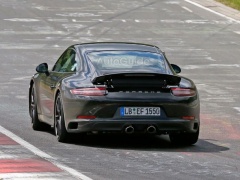 Facelift of Porsche 911 Spied Unscreened pic #4373