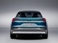 311-Mile Range of Audi's e-tron quattro Concept pic #4667