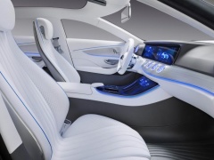 Mercedes-Benz tells its Intentions for a Tesla Fighter pic #4681