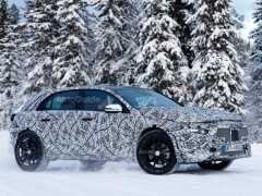 Next-Gen GLA From Mercedes Spied Using A-Class Mule pic #5431
