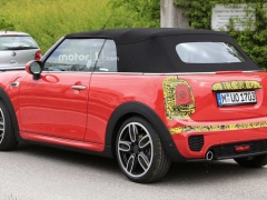 Paparazzi Caught Mini Convertible And Cooper S Hiding A Light Facelift pic #5542