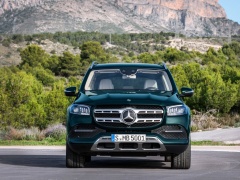 New Mercedes-Benz GLS officially introduce