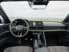 New Hyundai Elantra debuts in the sport version
