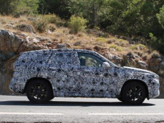 The new BMW X1 has begun its road tests
