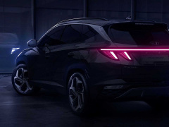 New Hyundai Tucson showed on teasers