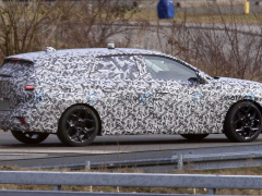 The spies spotted on tests the new Peugeot 308 SW