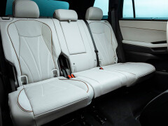 Redesigned 2027 Volkswagen Atlas interior gains 15-inch touchscreen and massaging seats pic #10104