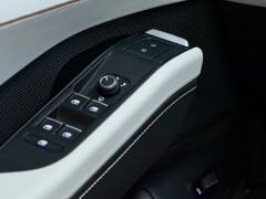 Redesigned 2027 Volkswagen Atlas interior gains 15-inch touchscreen and massaging seats pic #10105