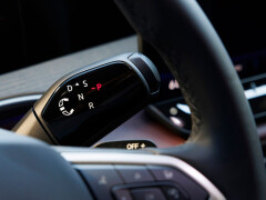 Redesigned 2027 Volkswagen Atlas interior gains 15-inch touchscreen and massaging seats pic #10113