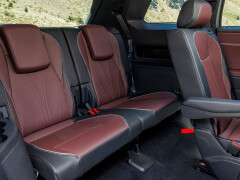 Redesigned 2027 Volkswagen Atlas interior gains 15-inch touchscreen and massaging seats pic #10117