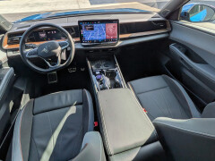 Redesigned 2027 Volkswagen Atlas interior gains 15-inch touchscreen and massaging seats pic #10122