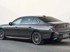 BMW Concept 7 Protection Features Discreet BayB Armor And 603-HP Hybrid Powertrain pic #10126