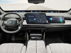 BMW Concept 7 Protection Features Discreet BayB Armor And 603-HP Hybrid Powertrain pic #10129