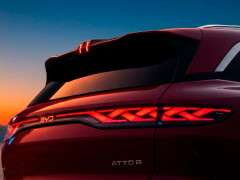 Seven-Seat BYD Atto 8 Electric SUV Recharges To 97 Percent In Nine Minutes pic #10151