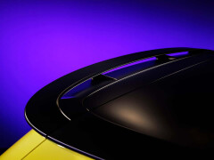 Renault Secures Over 1,000 Orders for Limited-Run 5 Turbo 3E Electric Hot Hatch pic #10232