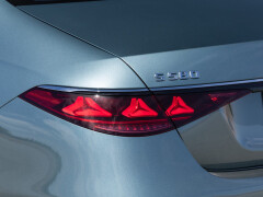 Refreshed 2027 Mercedes-Benz S580 Tested With New 530-HP Flat-Plane V-8 pic #10319