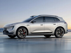 Avatr 07L Electric Crossover With Up to 968 HP Launches in Belarus pic #10425
