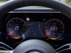 2027 Mercedes-Benz GLC400 EV achieves 356-mile highway range and 3.7-second 0–60 mph in instrumented test pic #10460