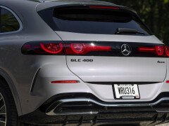 2027 Mercedes-Benz GLC400 EV achieves 356-mile highway range and 3.7-second 0–60 mph in instrumented test pic #10469