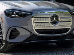 2027 Mercedes-Benz GLC400 EV achieves 356-mile highway range and 3.7-second 0–60 mph in instrumented test pic #10477