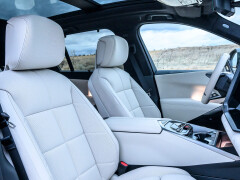 2027 BMW iX5 60 xDrive Recharges From 8 to 50 Percent in 10 Minutes During First Drive pic #10489