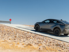 Front-Wheel-Drive 2026 Subaru Uncharted EV Delivers 249 Miles in Real-World Highway Test pic #10510
