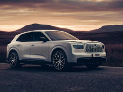 Bentley Torcal Electric SUV Debuts in 888-HP First Edition Specification pic #10515