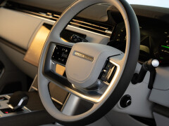 Range Rover Electric EV450 with 444 HP Excluded from U.S. Lineup pic #10527