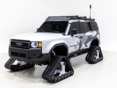 Toyota Unveils Five Tracked Snowhunter Concepts at the SEMA Show pic #10604