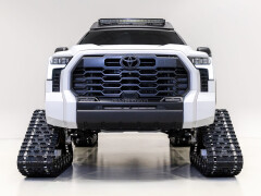 Toyota Unveils Five Tracked Snowhunter Concepts at the SEMA Show pic #10616