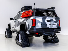 Toyota Unveils Five Tracked Snowhunter Concepts at the SEMA Show pic #10625