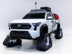 Toyota Unveils Five Tracked Snowhunter Concepts at the SEMA Show pic #10629