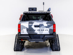 Toyota Unveils Five Tracked Snowhunter Concepts at the SEMA Show pic #10632