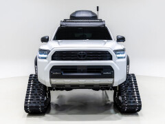 Toyota Unveils Five Tracked Snowhunter Concepts at the SEMA Show pic #10637