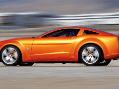 500-HP 2005 Ford Mustang Giugiaro Concept Tested on the Track pic #10669