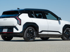 2027 Kia EV3 GT-Line AWD Delivers 5.6-Second 0–60 MPH Time and 236-Mile Highway Range in First Test pic #10712