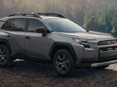 Toyota's Japanese RAV4 PHEV Can Sustain Household Power for Nearly a Week pic #6911