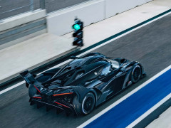 Bugatti Bolide Thrills Drivers on Miami’s Formula 1 Circuit pic #7184