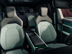 Introducing the Electric Porsche Cayenne S: A Perfect Middle Ground pic #7210